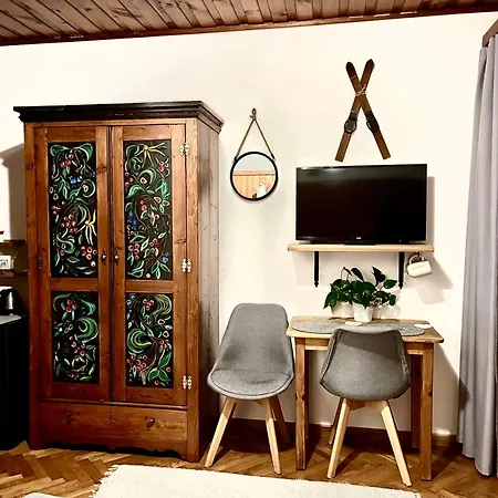 Marina זקופאנה