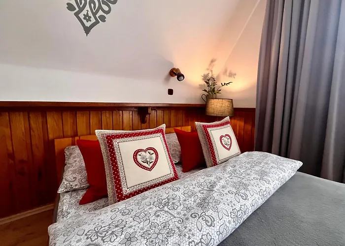 Marina Bed & Breakfast 3*